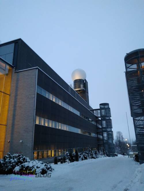 The backside of Physicum with the radar dome.