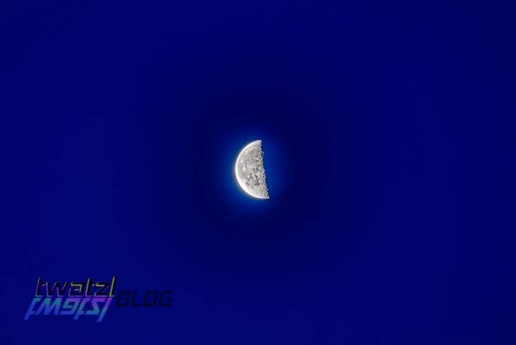 Another image of the Moon, this one is developed using Aurora and multiple jpegs.